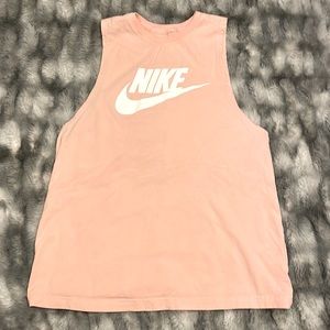 The Nike Tee for women